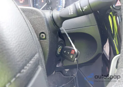 2018 Toyota Corolla Le from USA, damaged, VIN 2T1BURHE1JC105669